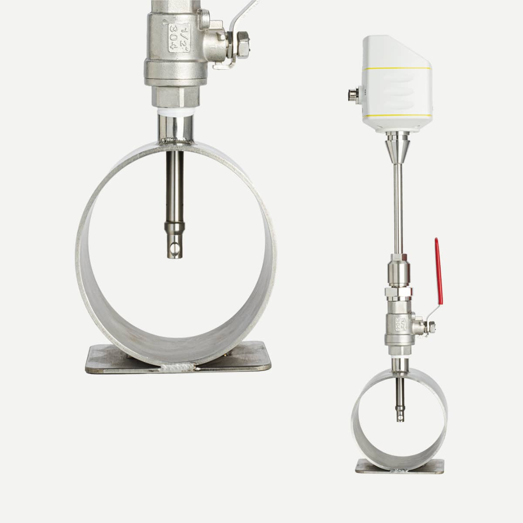 Detail of the S 401 flow sensor in stainless steel for industrial use.