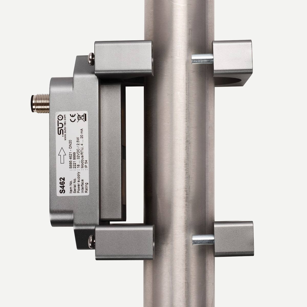 Fast and safe external installation of the S462, ideal for flow monitoring without interrupting the process